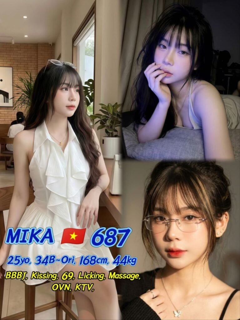 687